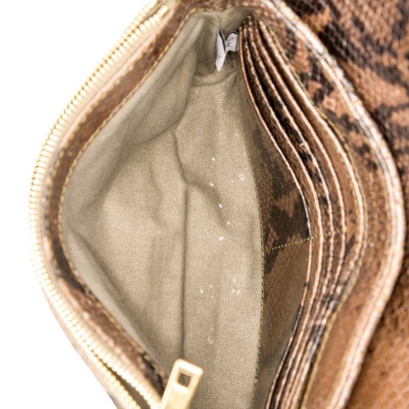 Marc Jacobs Brown and Gold Quilted Crossbody Bag - Picture 5 of 8